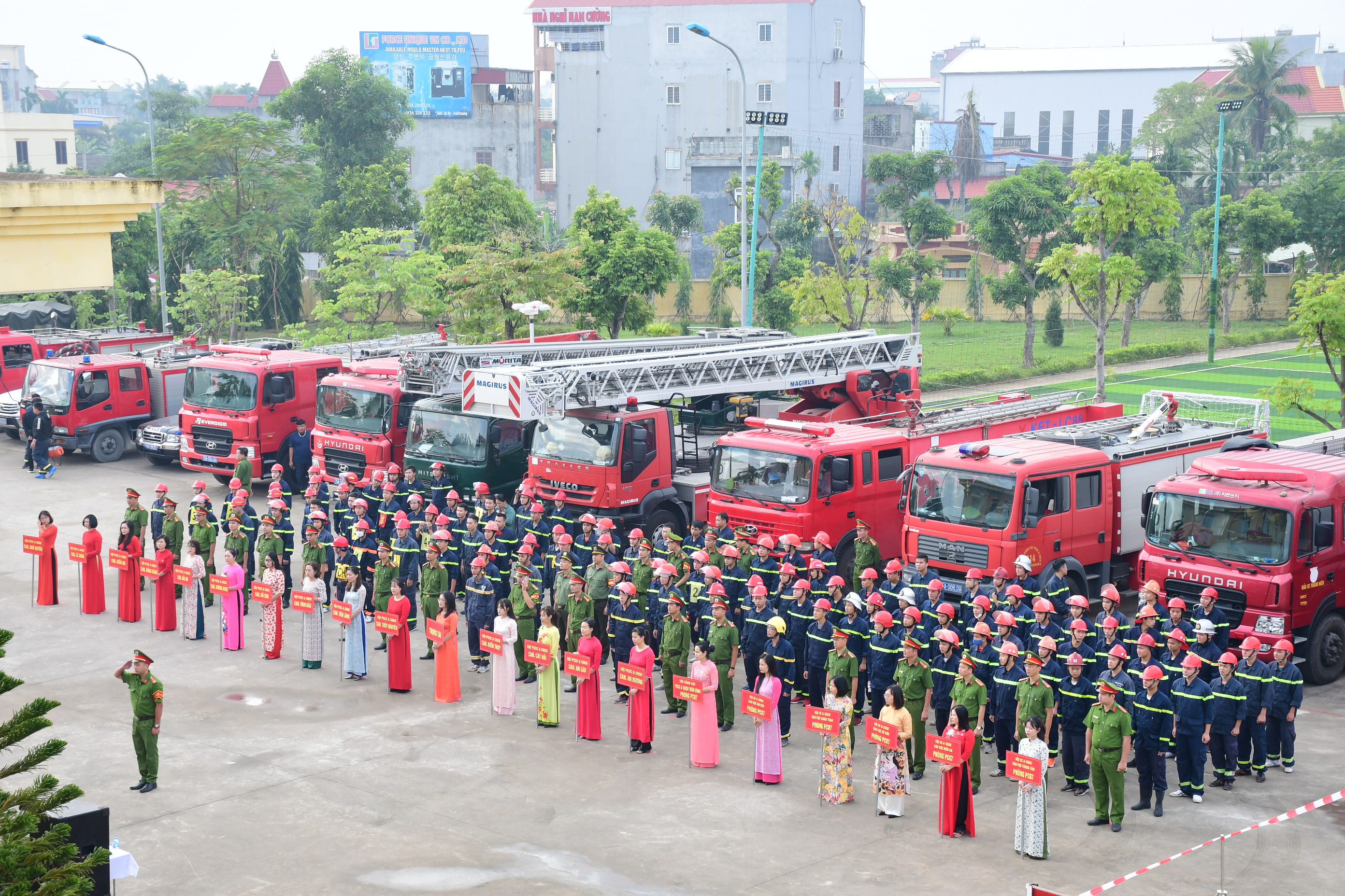 Chủ tịch nước gửi thư chúc mừng các lực lượng Cảnh sát phòng cháy chữa cháy và cứu nạn, cứu hộ